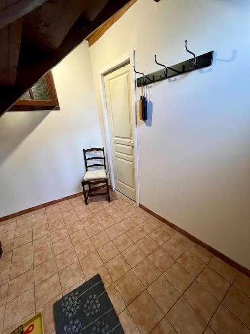 La Petite Ourse Maison De Village A Oust Kültér fotó