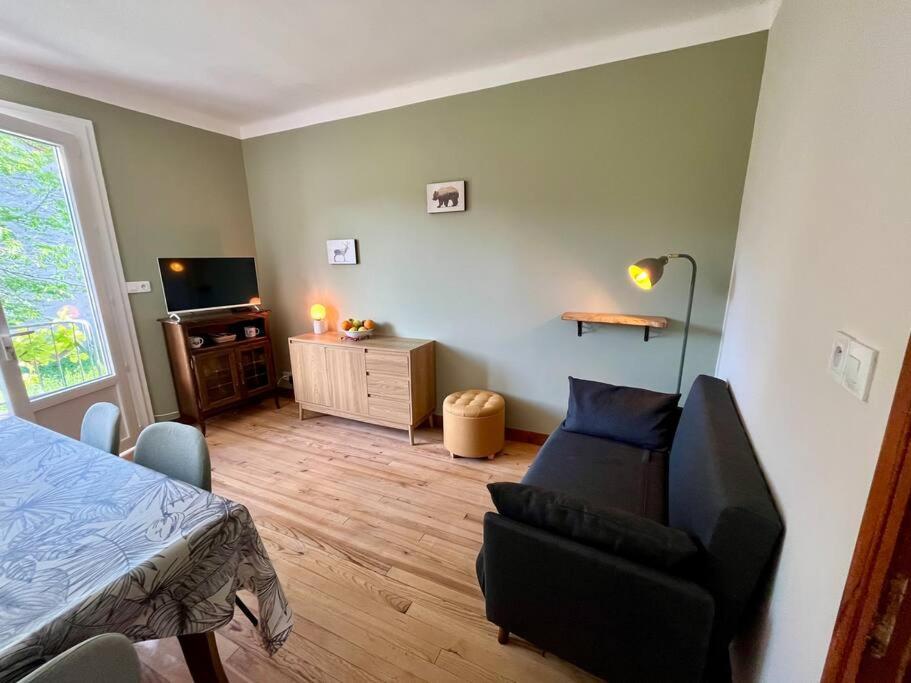 La Petite Ourse Maison De Village A Oust Kültér fotó