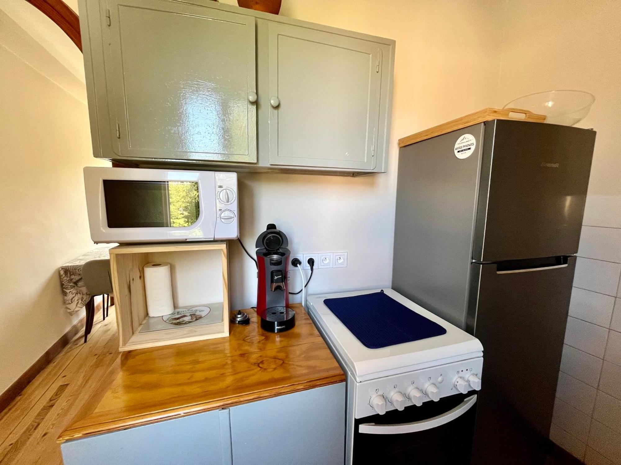 La Petite Ourse Maison De Village A Oust Kültér fotó