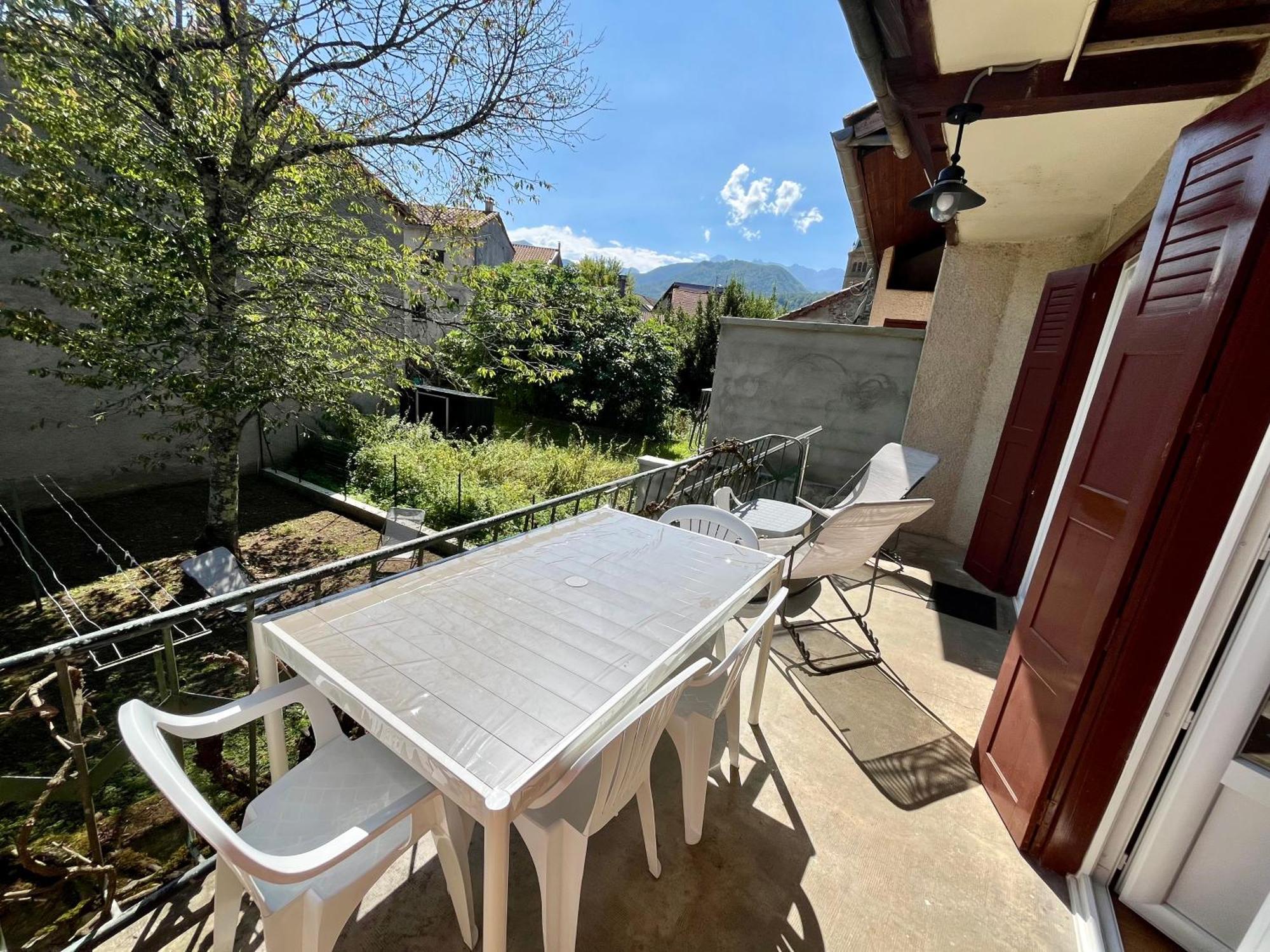 La Petite Ourse Maison De Village A Oust Kültér fotó
